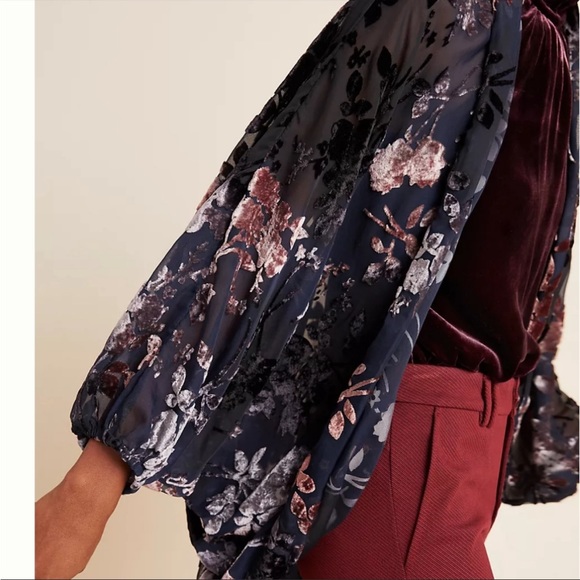 Akemi + Kin Kimono - Picture 4 of 12